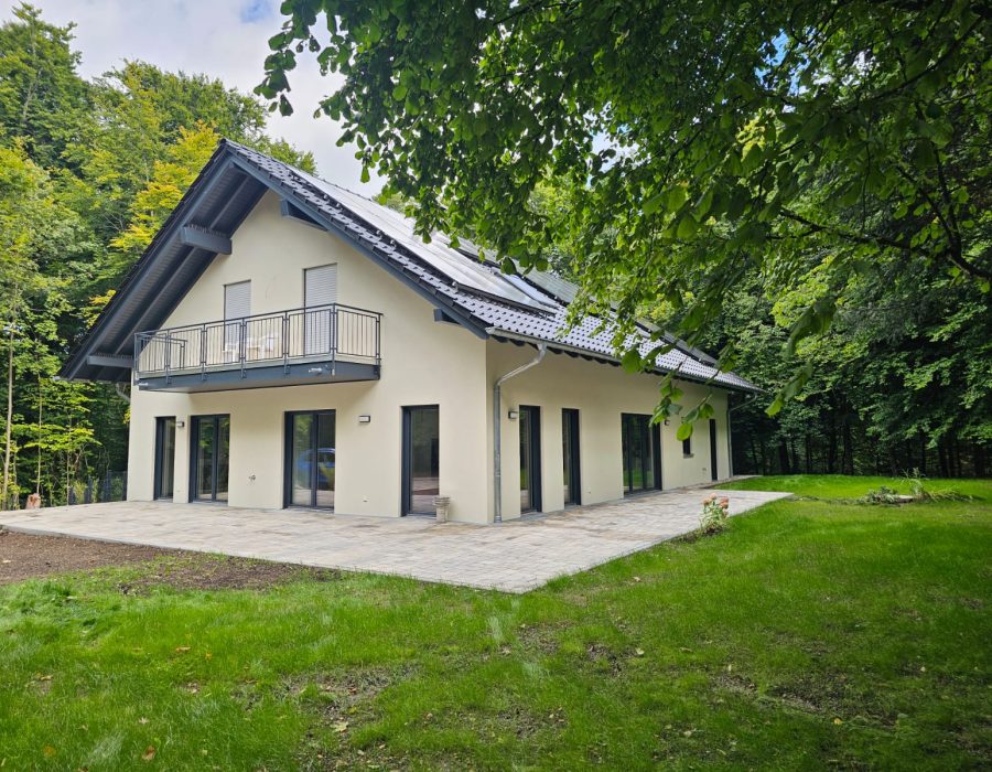 WhatsApp Image 2025-10-24 at 23.45.24_061b32cf