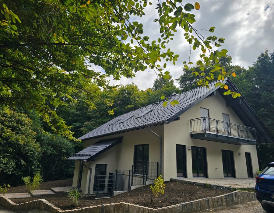 WhatsApp Image 2025-10-24 at 23.45.24_768f782e